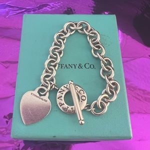 Tiffany & Co. Authentic Heart Tag Charm toggle Bracelet Sterling Silver 7.5”